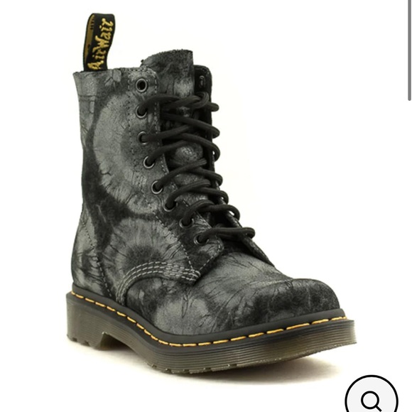 Dr. Martens Shoes - Dr. Martens — Pascal 1460 - Tie Dye Printed Suede Black/Charcoal Grey